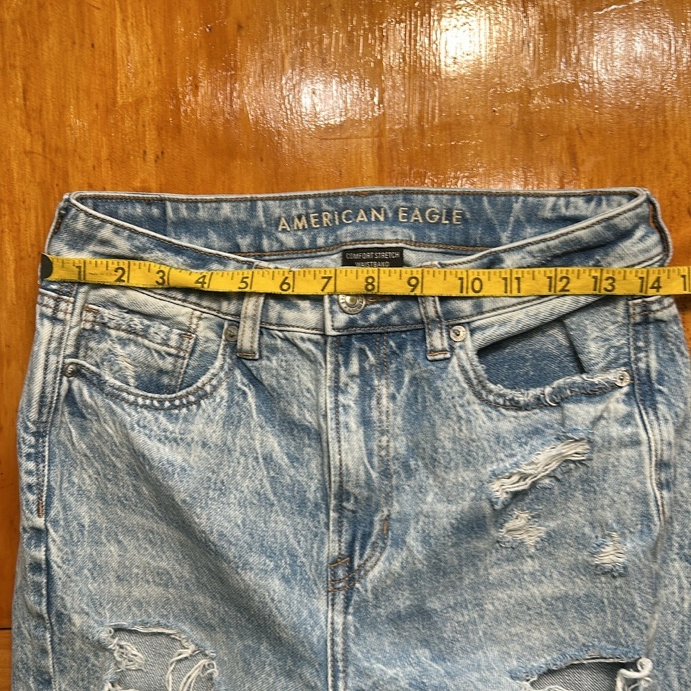 American Eagle Y2K Grunge Acid Wash Distressed Mom Jeans X-Short High Rise Denim - Picture 6 of 11